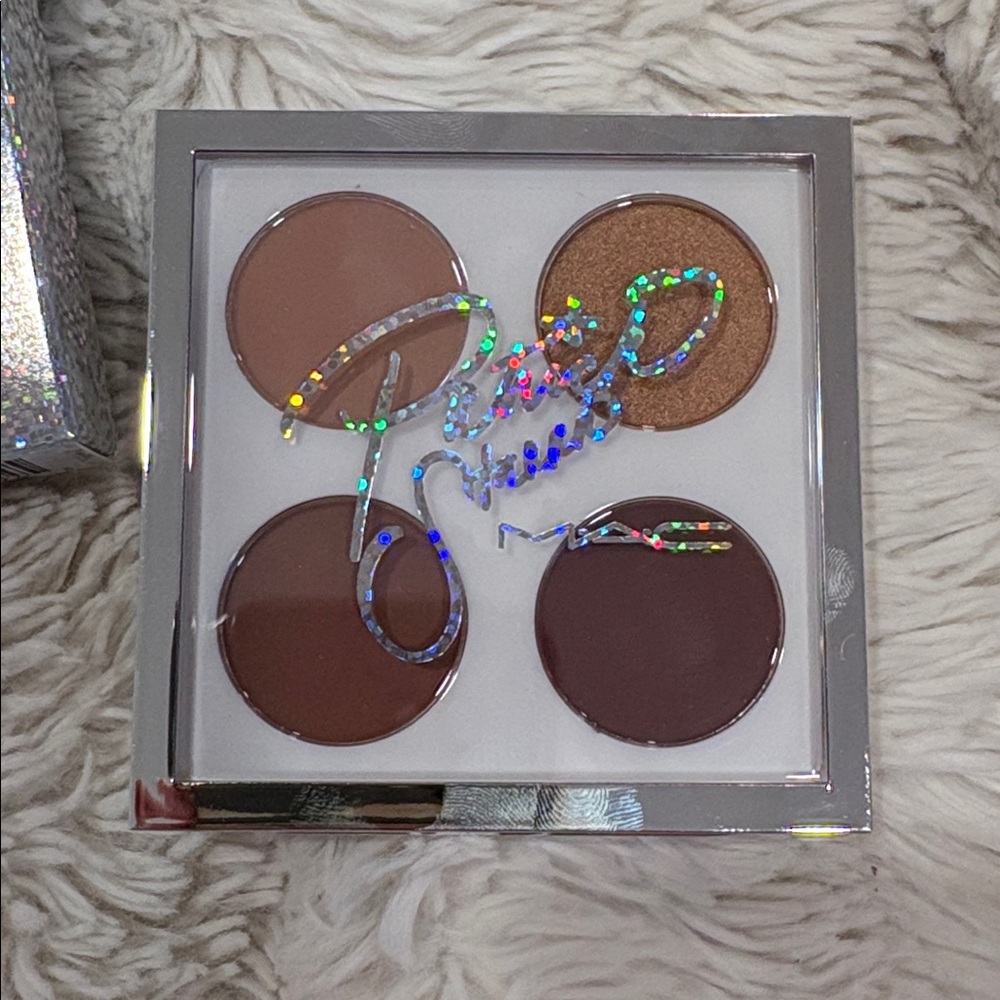 MAC COAMETICS PATRICK STARR QUAD - Picture 2 of 3